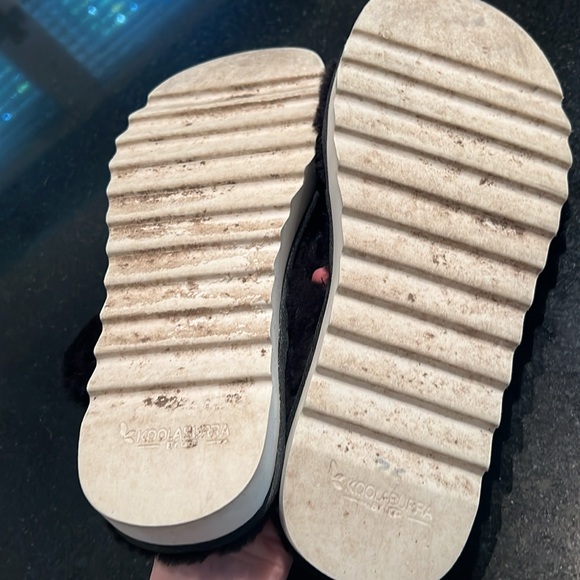 Koolaburra by Ugg slippers 11 - Picture 5 of 5